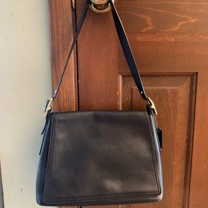 Vintage Coach Black Leather Shoulder Bag M2W-9828